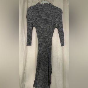 Roxy Sweater Dress. Worn once. Great Condition